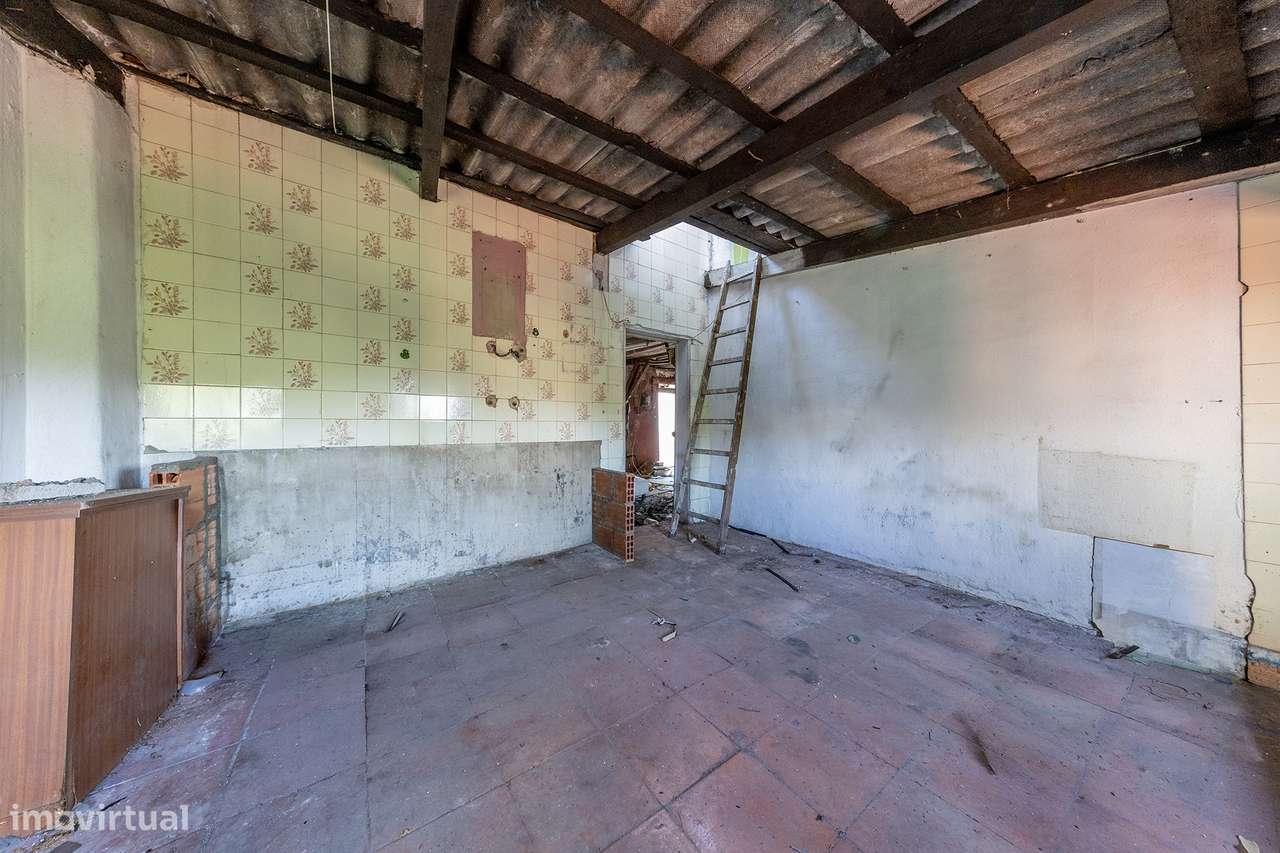 Ruina para Reconstrução Total - Excelente Oportunidade - Barcarena-3