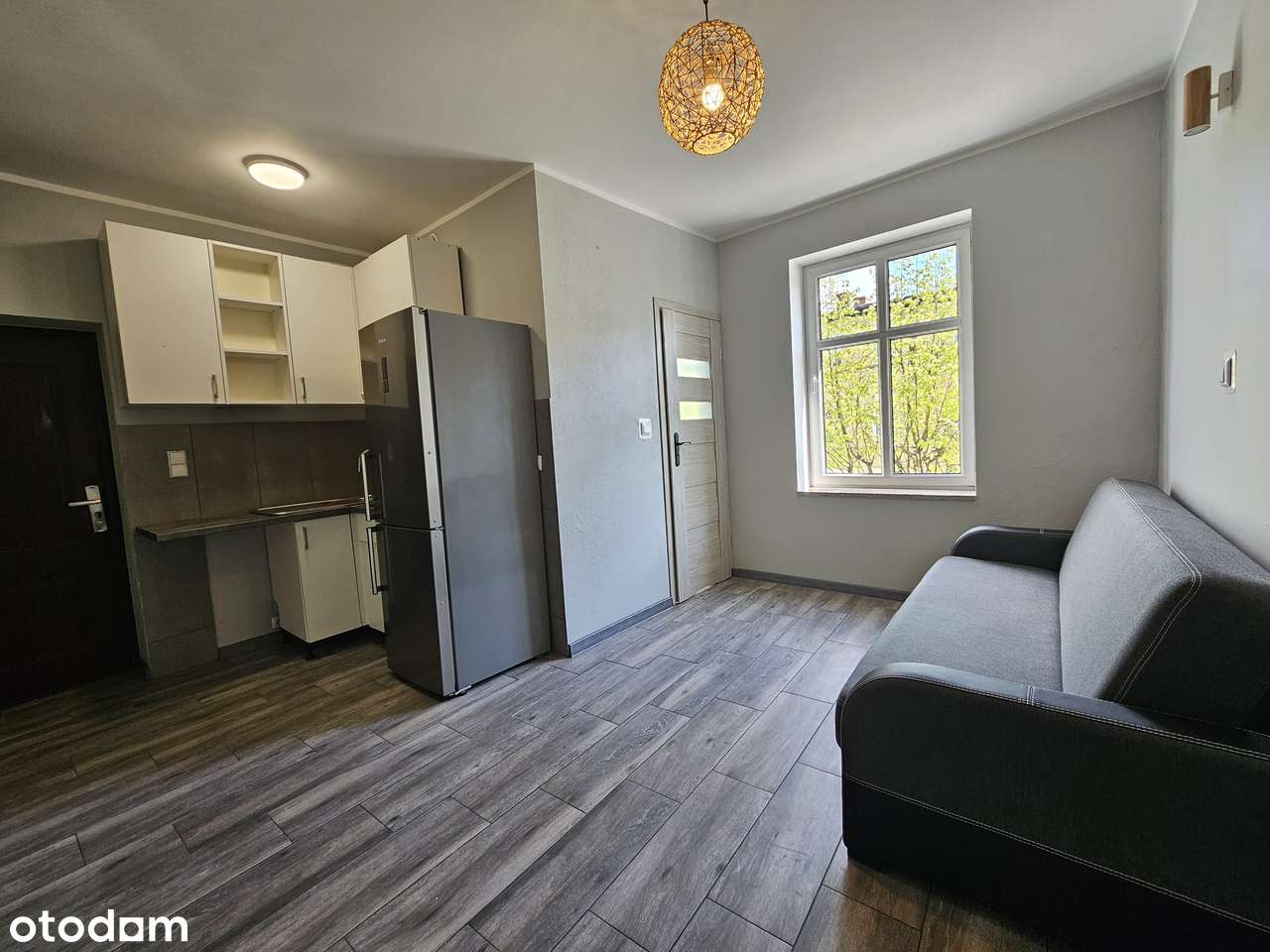 Dwa niezależne mieszkania po remoncie-7