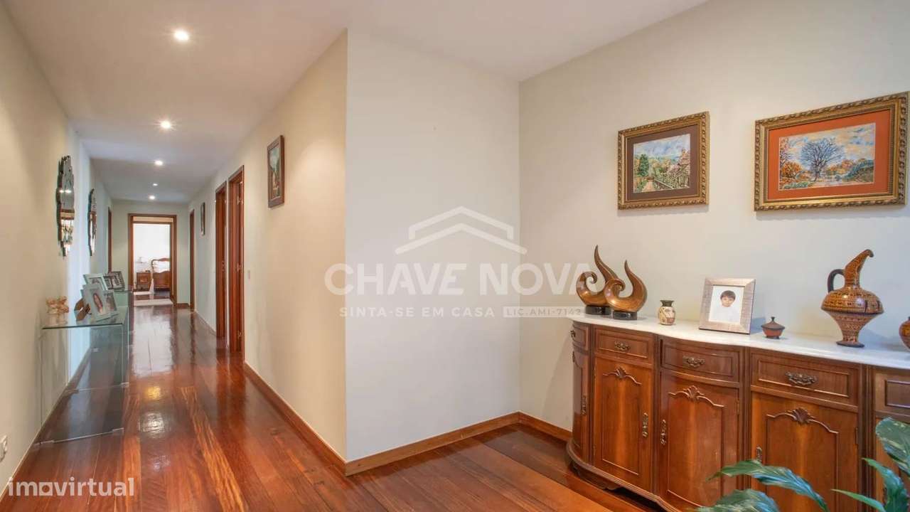 PS - Apartamento Familiar T3+1 com terraços Vista Mar em Canidelo-23