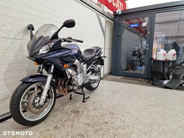 Yamaha FZ - 3