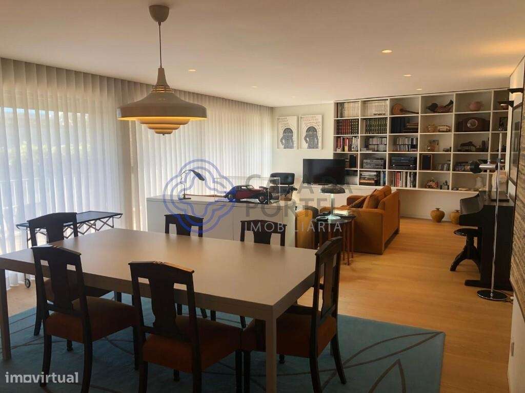 Moradia T4 para venda em Nevogilde no Porto-16