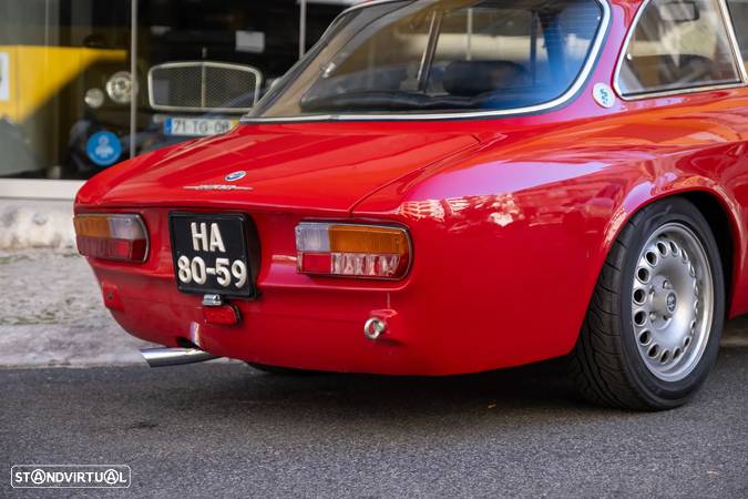 Alfa Romeo GTV 2000 - 30