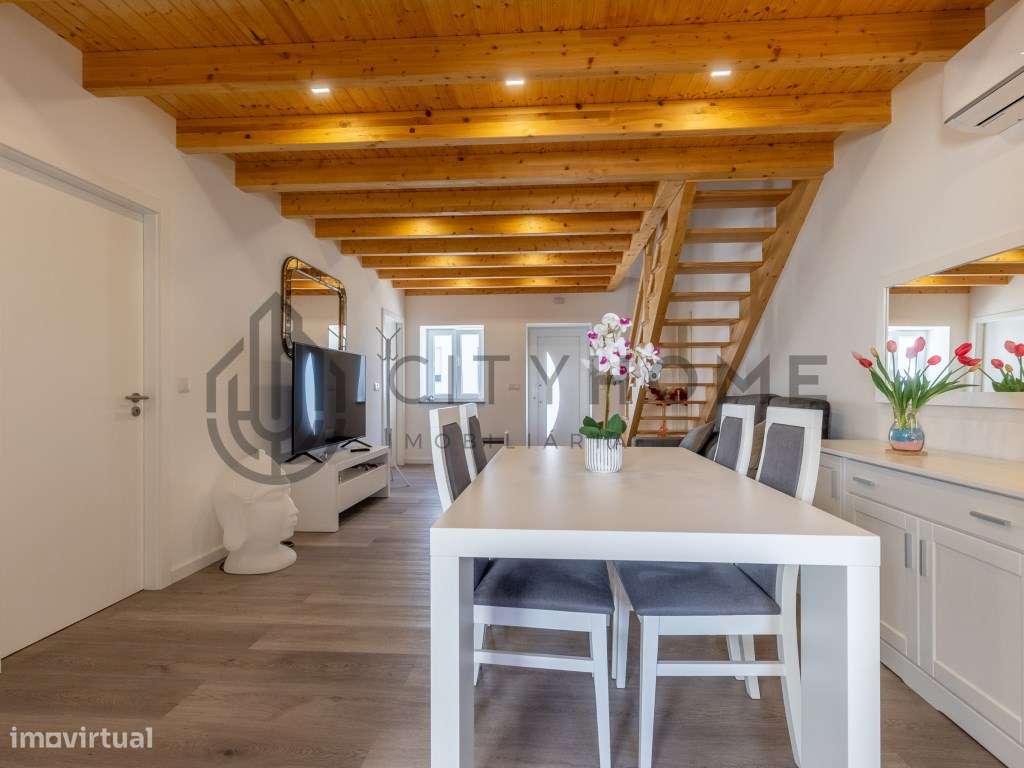 Moradia T2 Térrea recentemente Recuperada com piscina - Grande imagem: 5/33