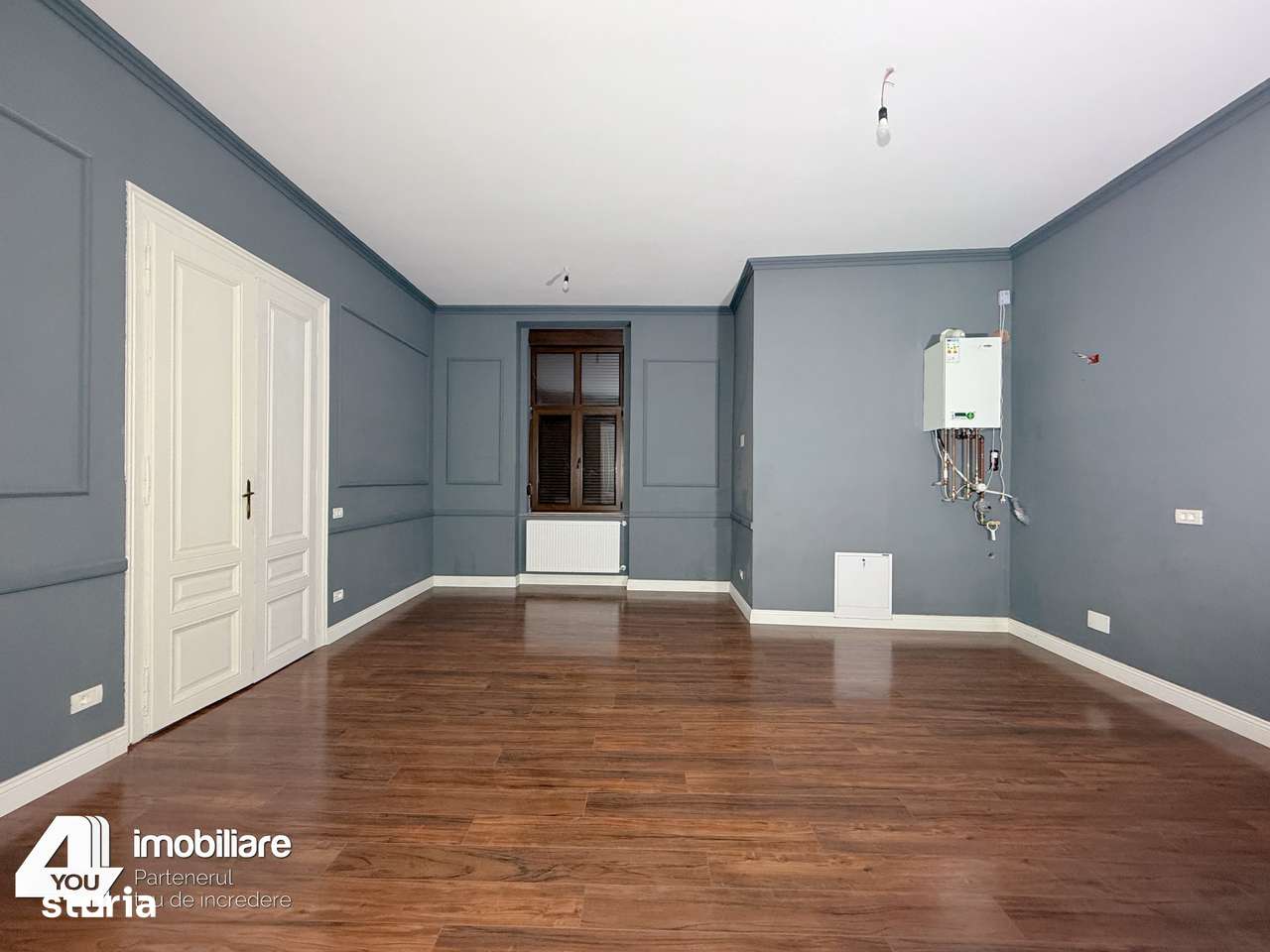 Casă S+P+M zonă Ultracentrală la curte cu 2 vecini, recent renovată - Imagine principală: 4/18