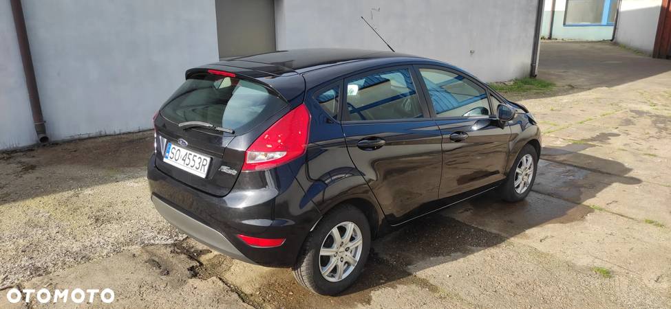 Ford Fiesta - 4