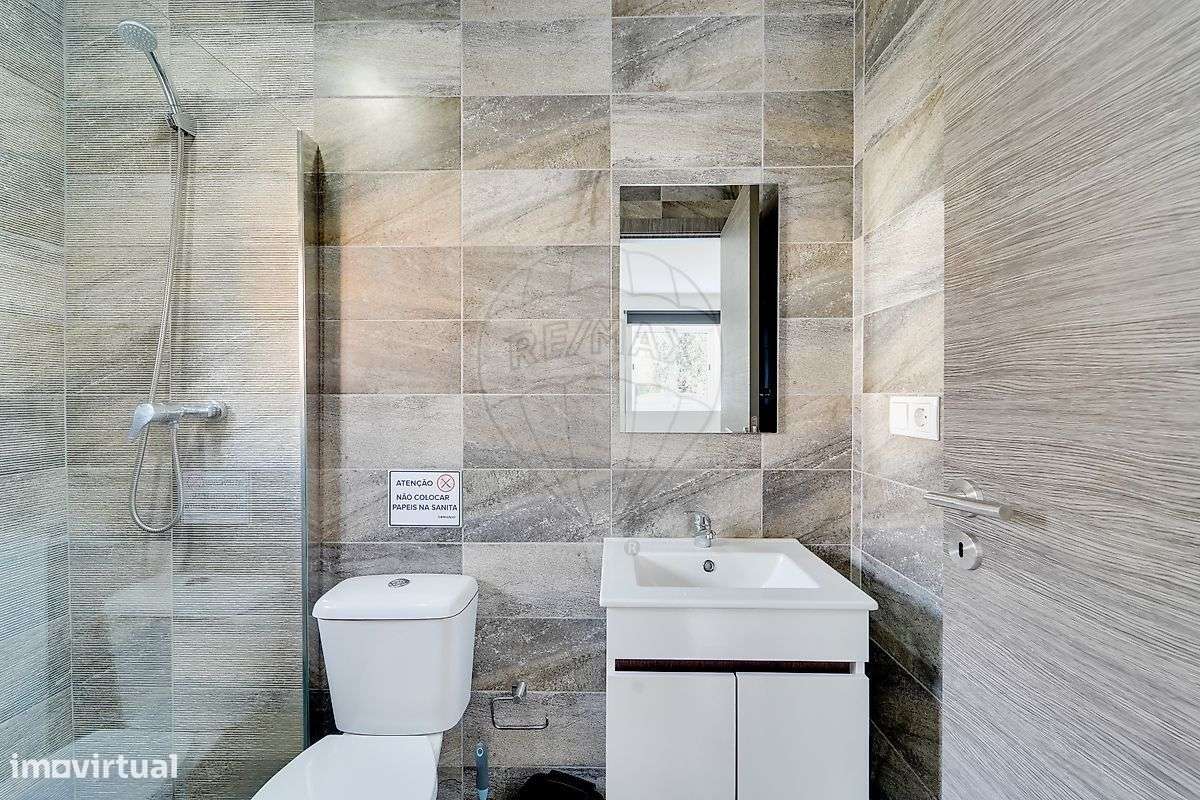 Moradia de investimento T 12 para venda na Quinta da Conraria-7