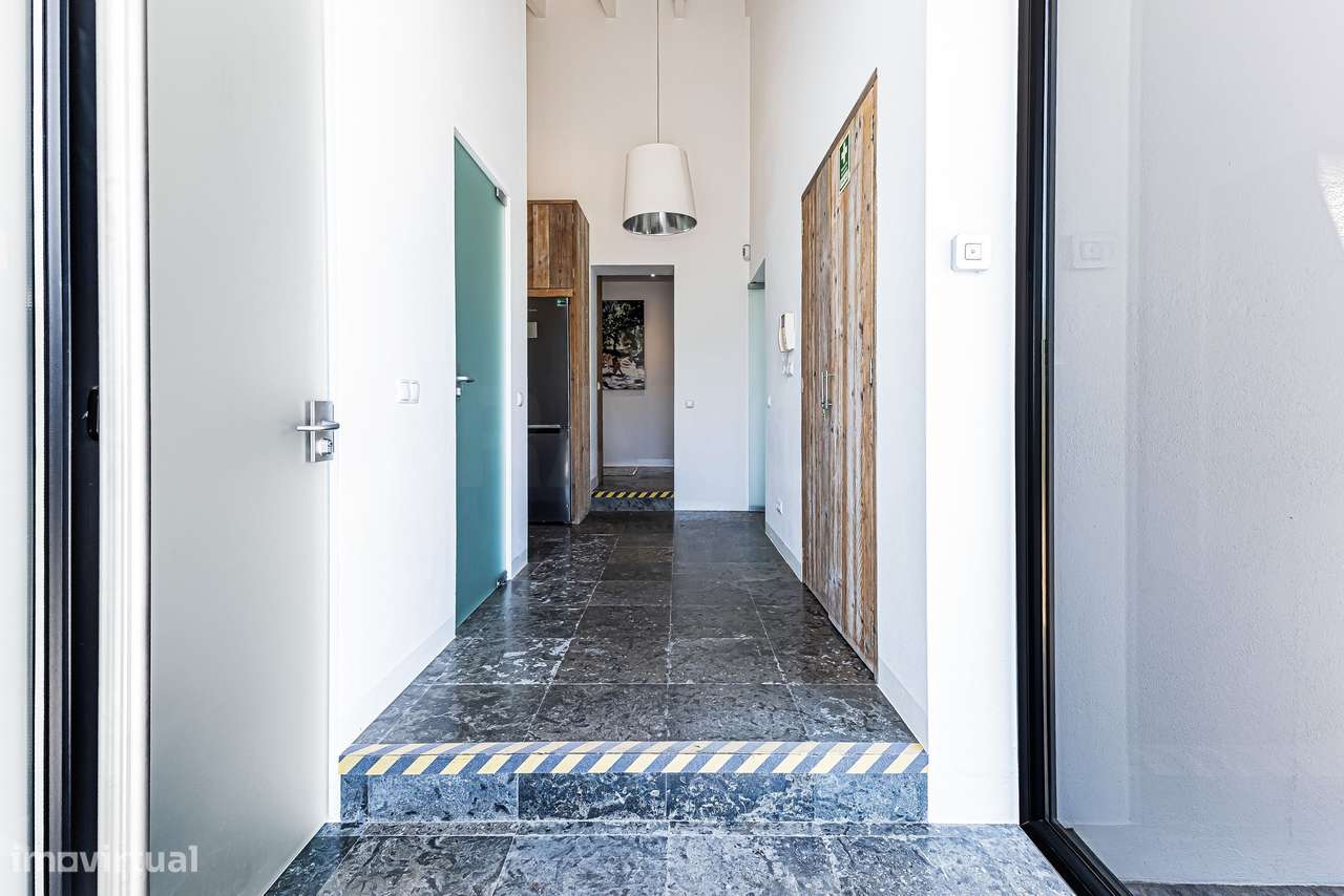 Villa T4 contemporânea à beira do rio no coração do Algarve-27