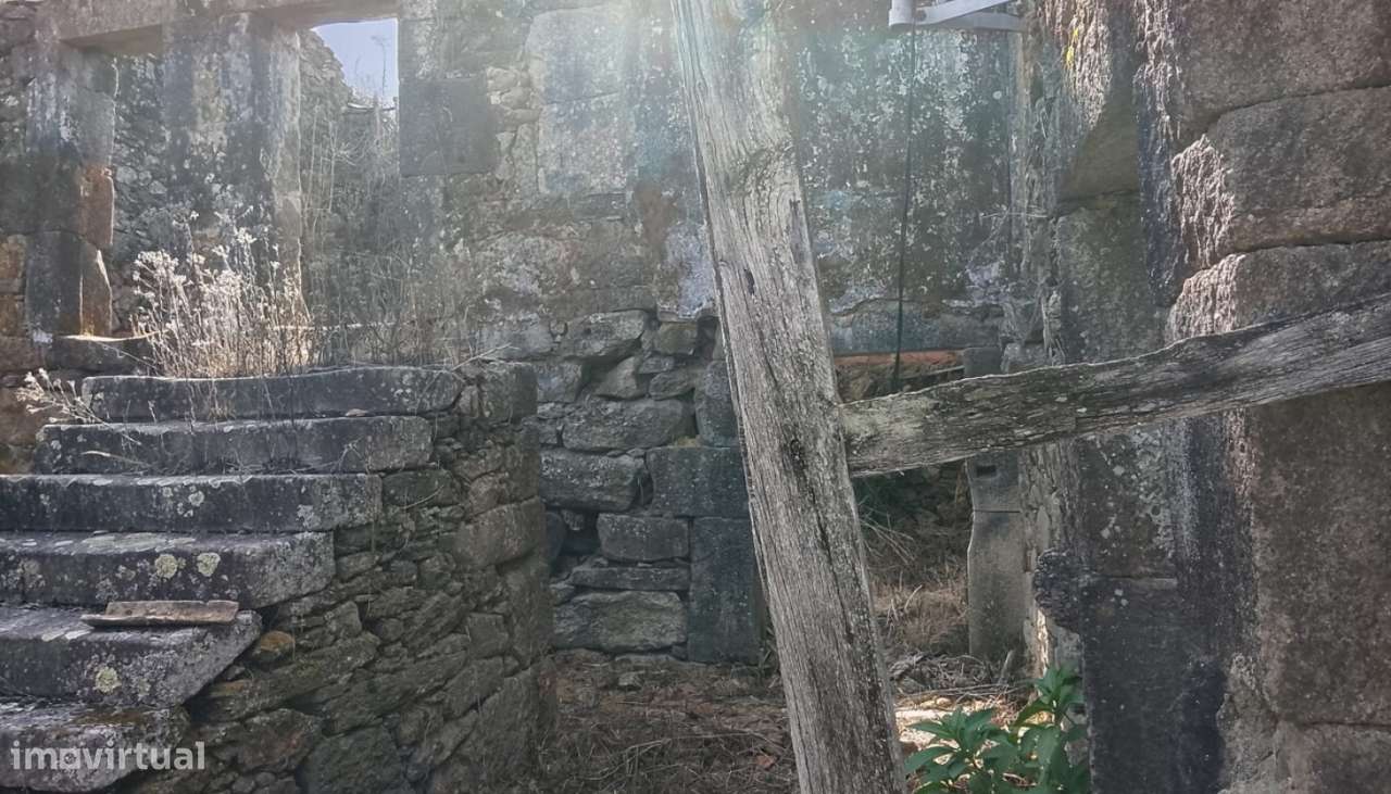 Ruína em pedra para venda, Candemil, Vila Nova de Cerveira-8
