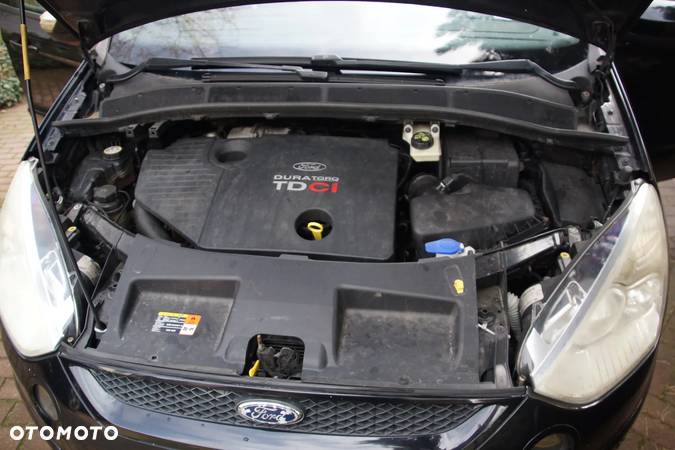 Ford S-Max - 20