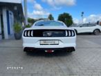 Ford Mustang 5.0 V8 GT - 8