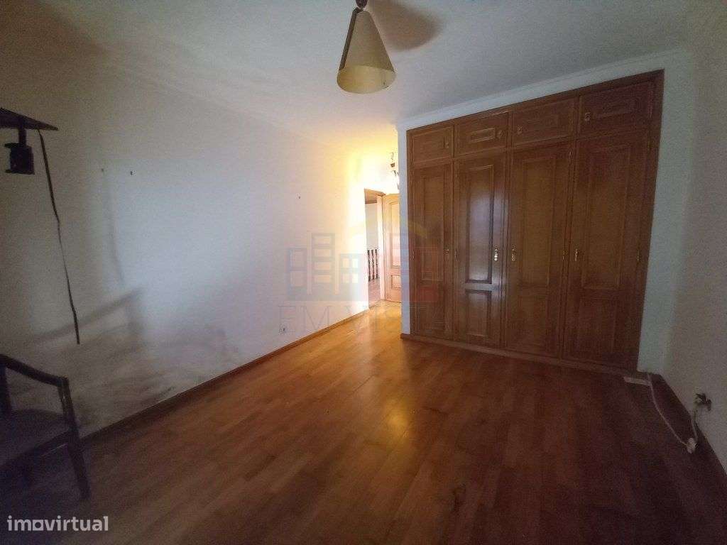 Vivenda T5 com Vista Mar em Ribamar-21