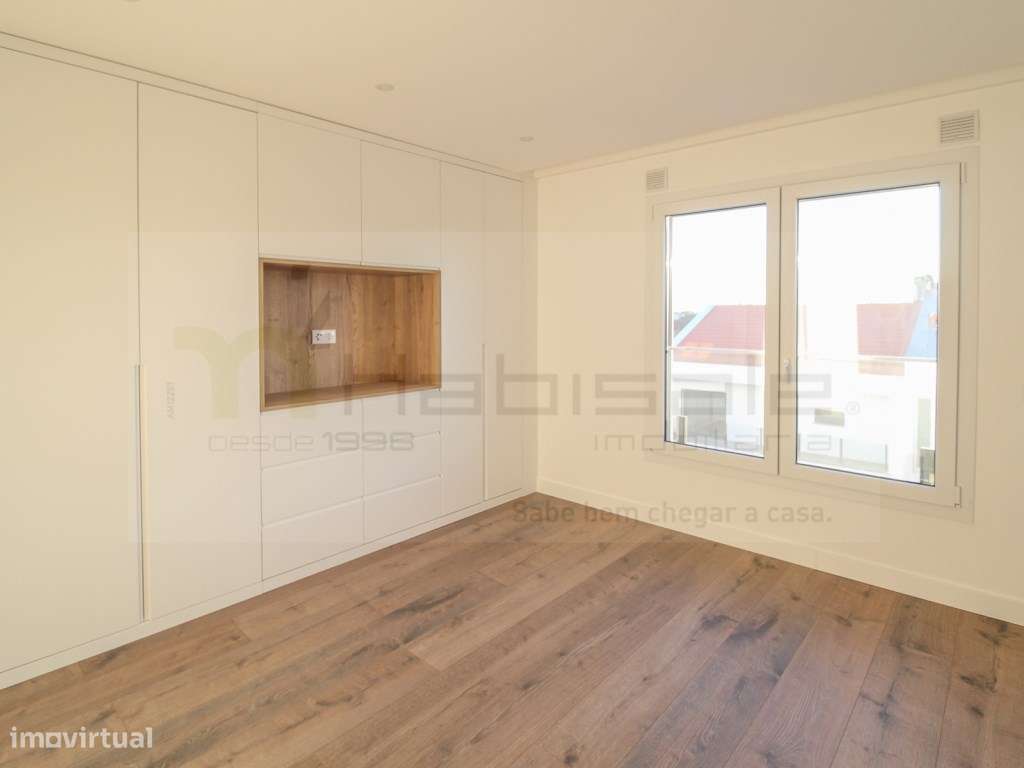 T3 com terraço perto da praia e universidade-22