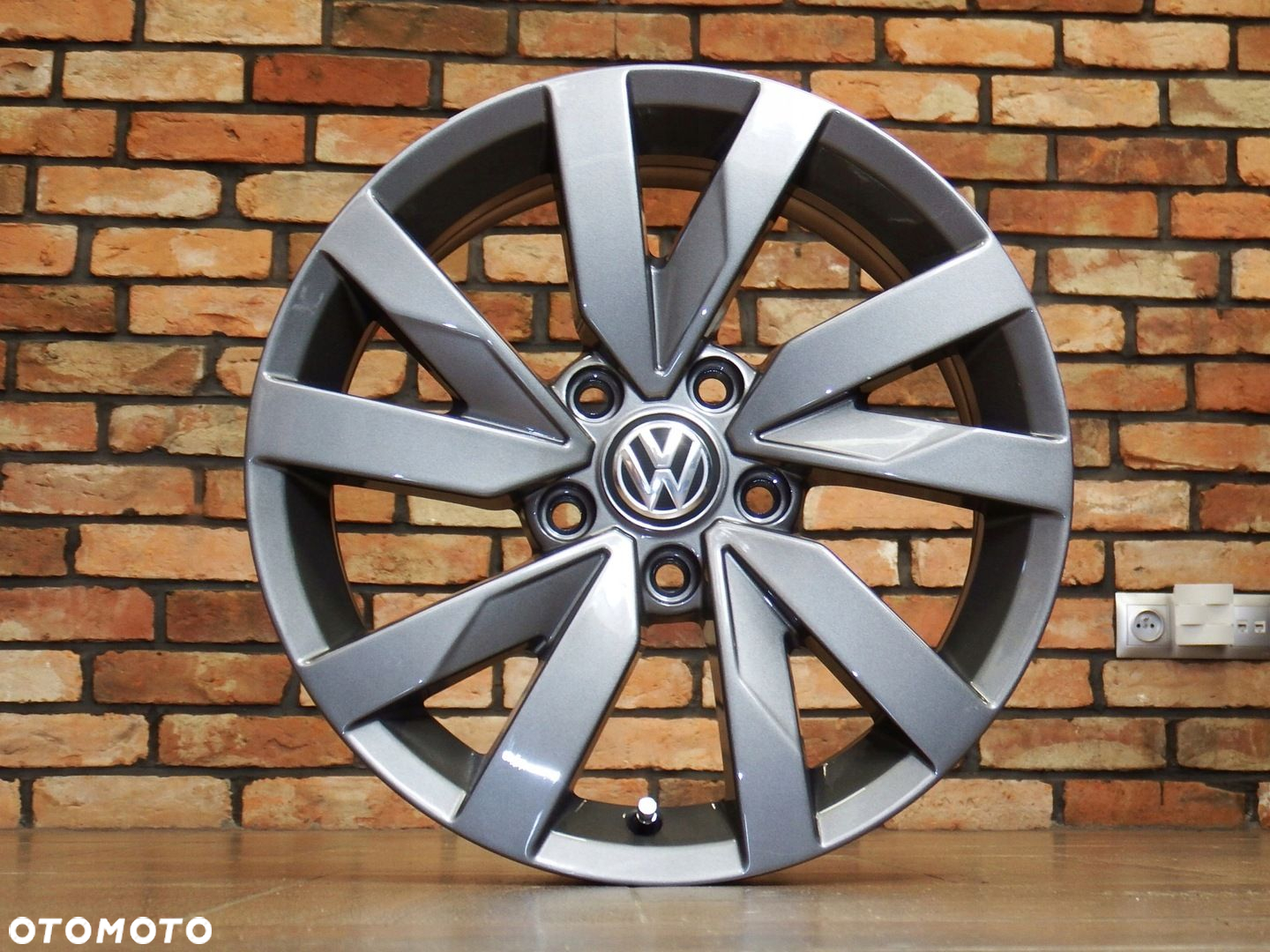 VW PASSAT GOLF JEETA 6,5x16 ET41 5x112 ORG 3G0 - 8