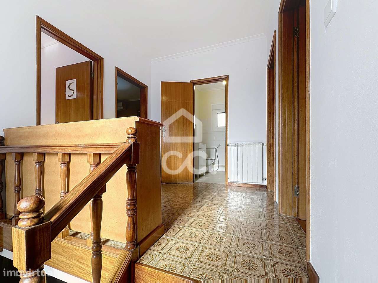 Moradia isolada com quatro quartos , logradouro, garagem , na periferi-18