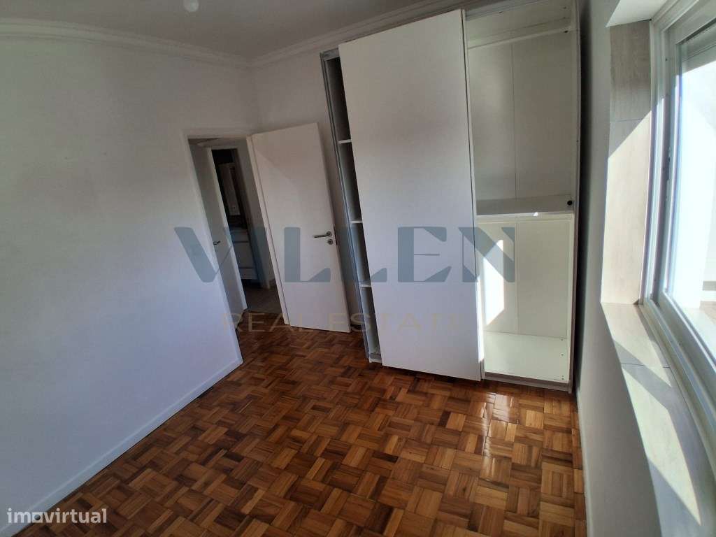 Andar Moradia T3 Renovado com Garagem e 3 Frentes em São Cosme - Go...-11