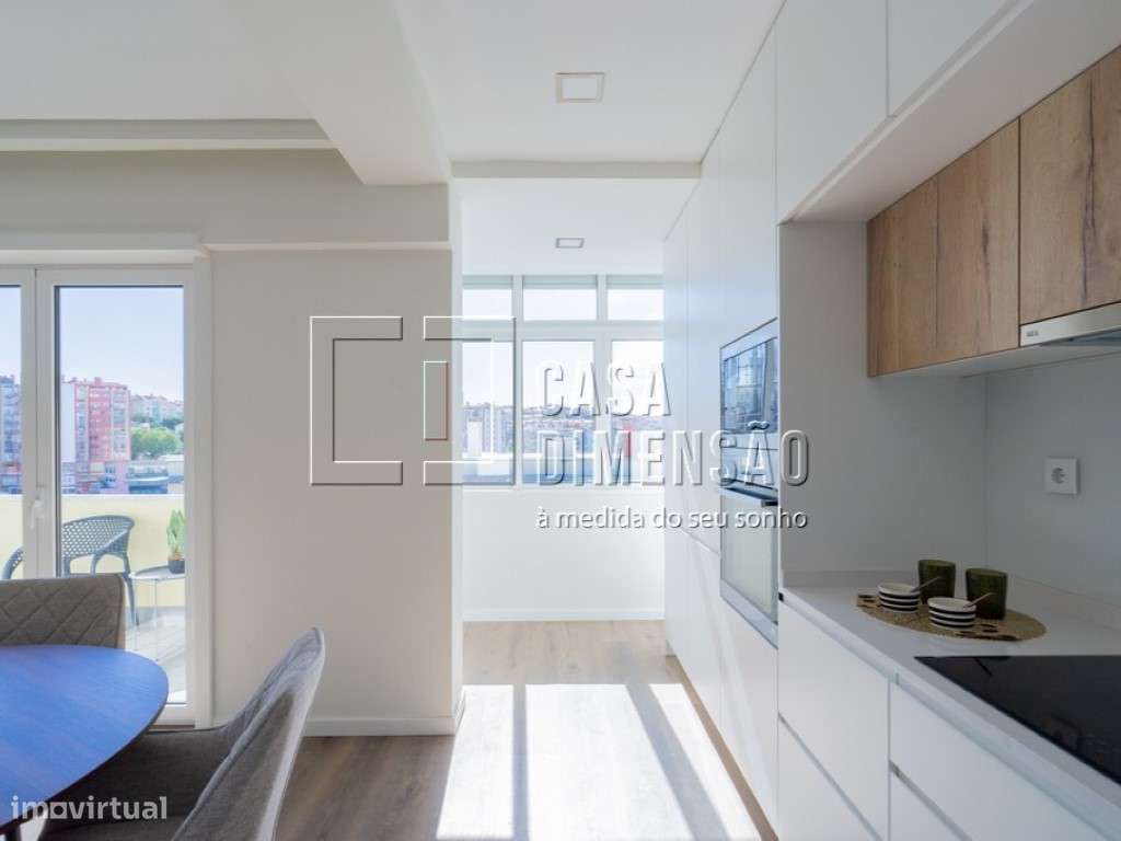 Apartamento T3 com Varanda em Benfica - Totalmente Mobilado e Pront...-28
