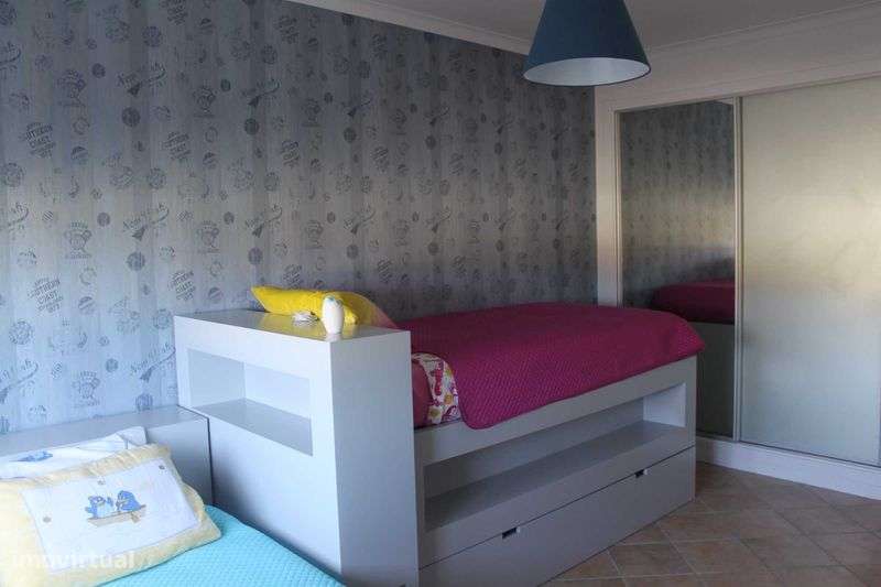 Apartamento Mobilado e Equipado com Vista Mar–São Martinho do Porto - Grande imagem: 5/9