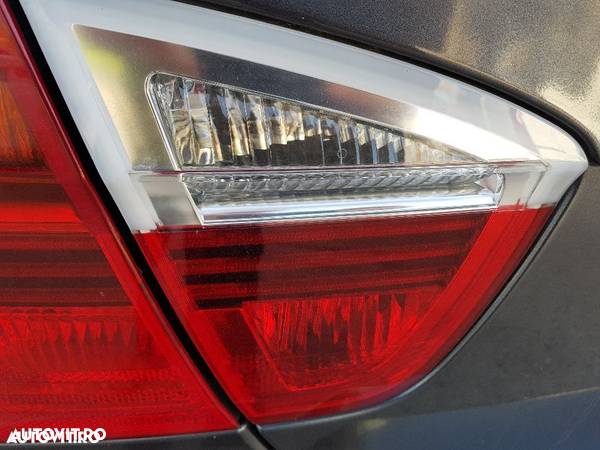 Tripla / Lampa / Stop Stanga Hayon / Capota Portbagaj BMW E90 2004 - 2008 - 1