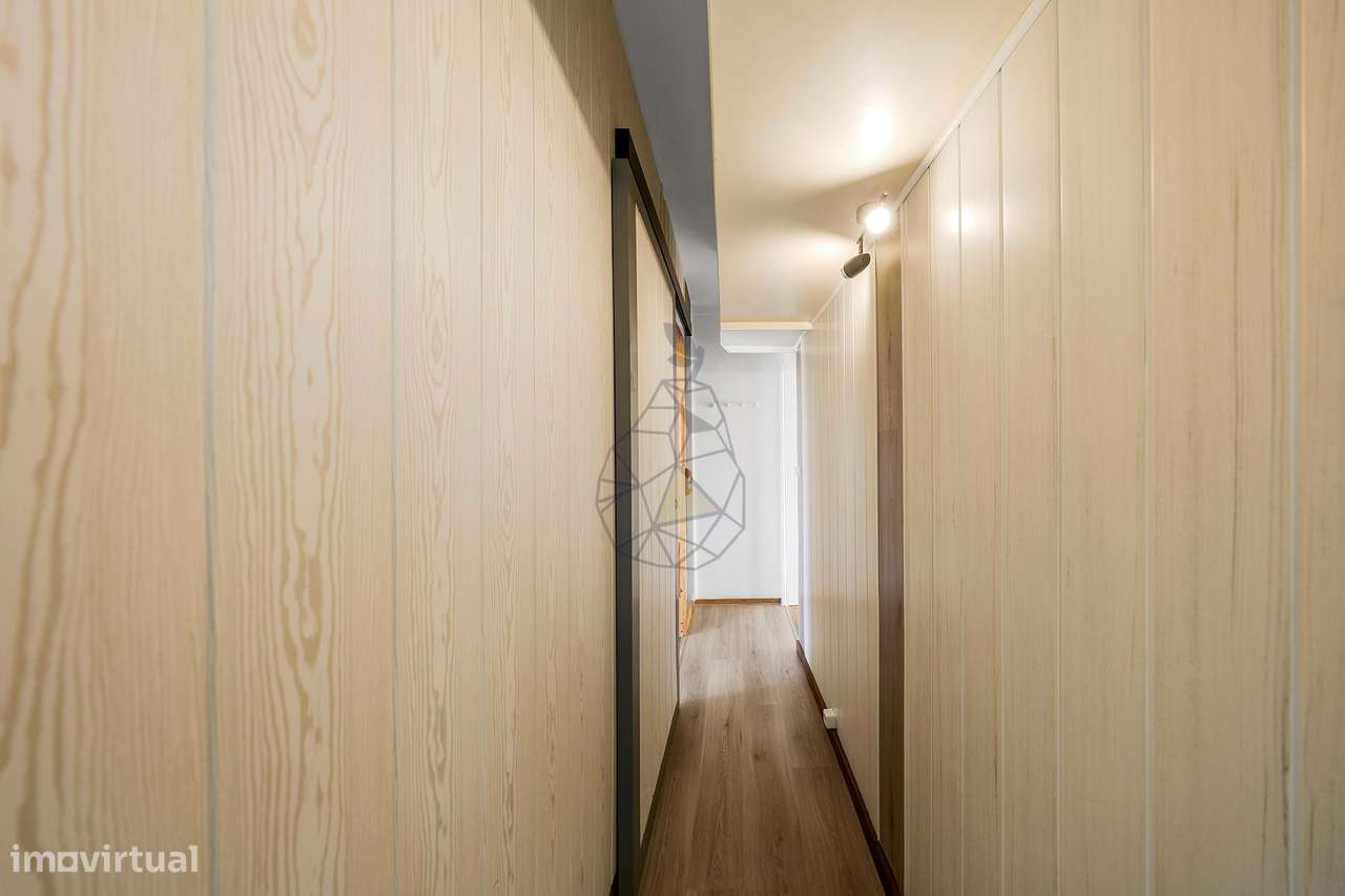 Apartamento T1  com Garagem e Piscina  no Coração da Praia da Rocha-24