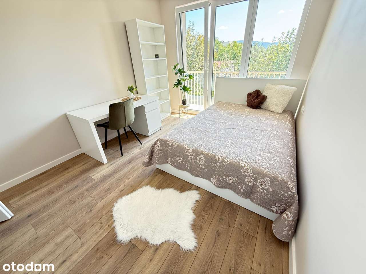 Kęty nowe wykończone mieszkanie z balkonem i garażem-4
