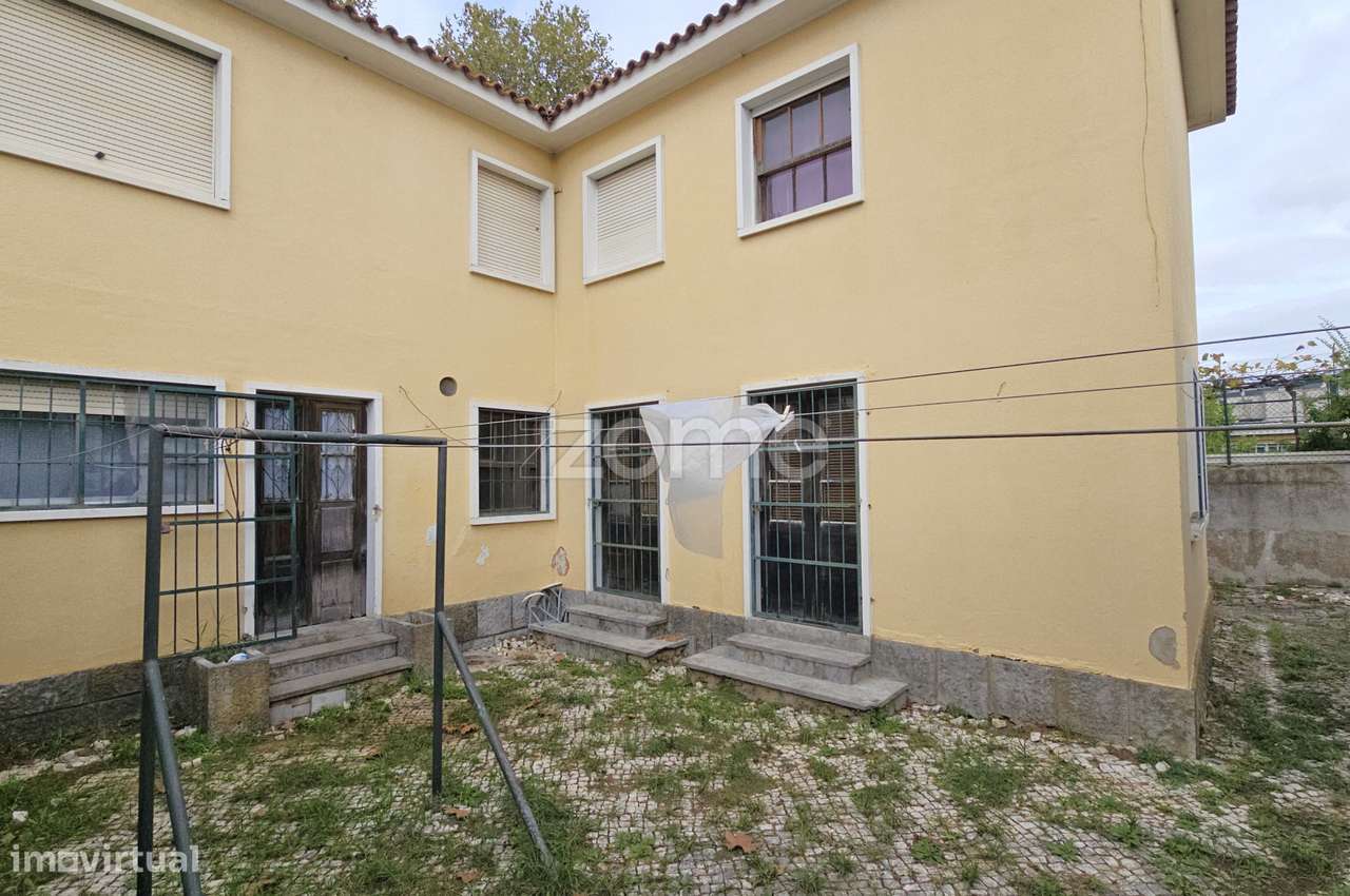 Moradia T6 Bairro Santa Cruz - Grande imagem: 2/51