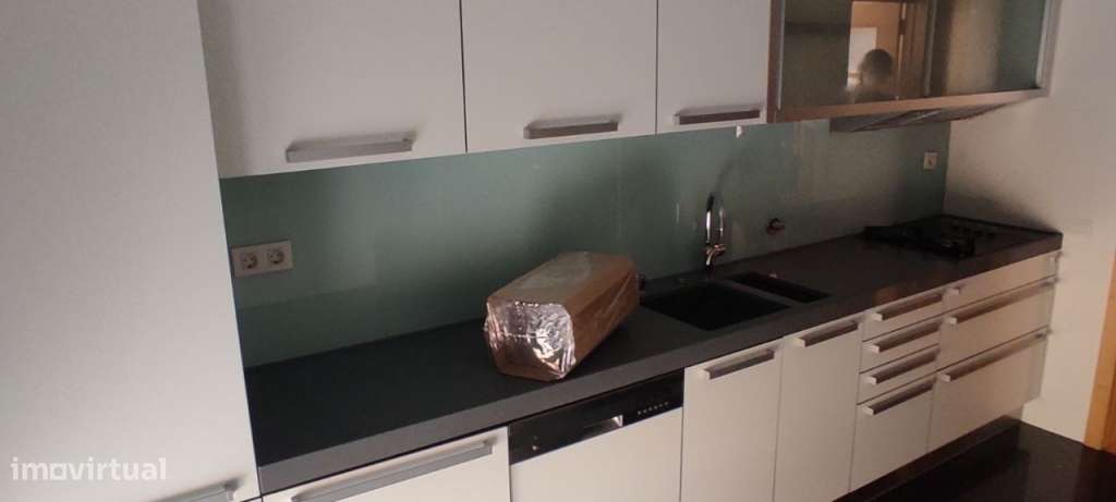 Apartamento T2 na Quinta das Lágrimas - Grande imagem: 2/10