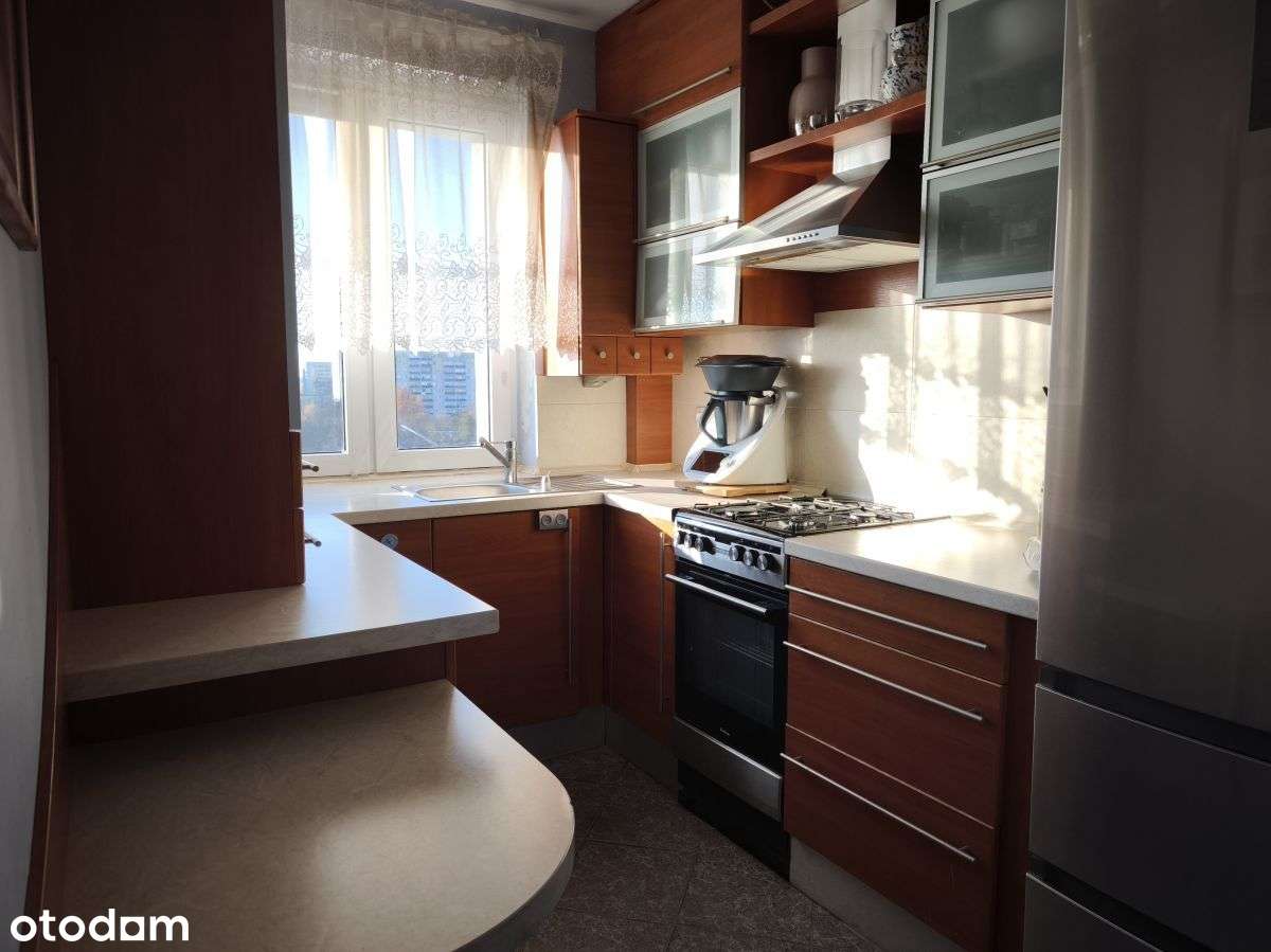 Sprzedam mieszkanie 4 pokojowe na Os. Sobieskiego-10