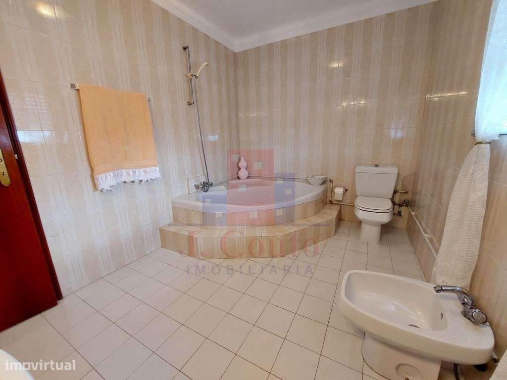 MoradiaT6 em Caldas da Rainha-54