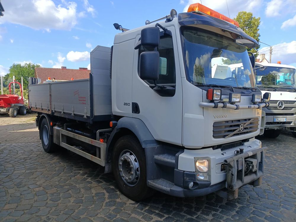 Volvo FL 2010