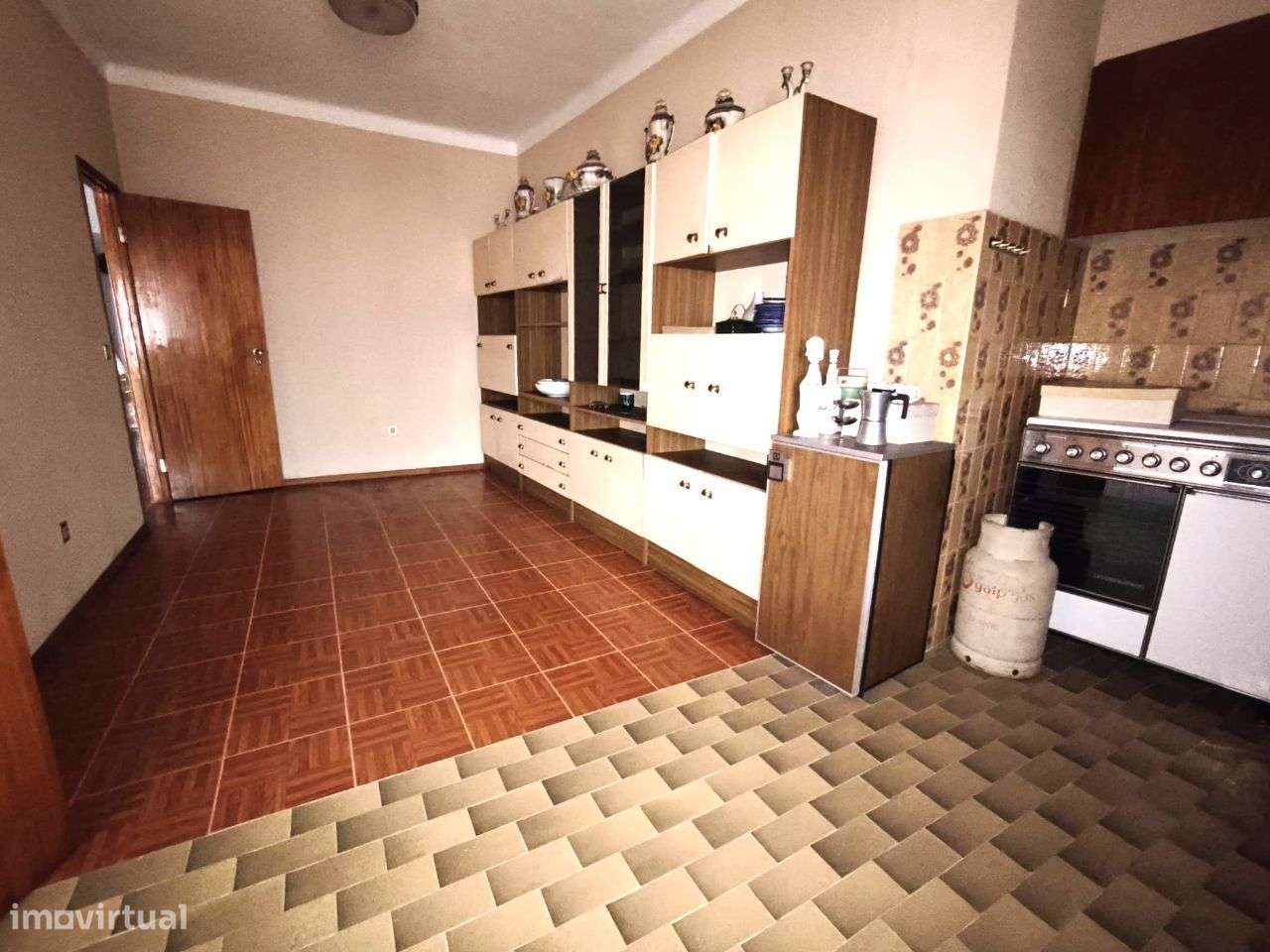 Moradia duplex em Valado dos Frades – excelente para investimento-9