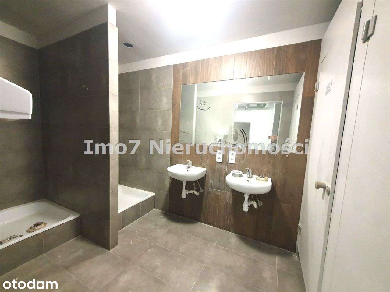 Oferta dla inwestorów; usługowy, duże osiedle-3