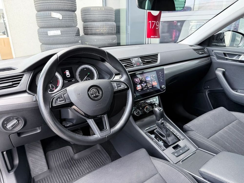 Skoda Superb 2.0 TDI Scr 4X4 Style DSG 2019 — zdjęcie 2