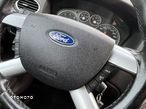 Ford Focus 1.6 16V Ghia - 15