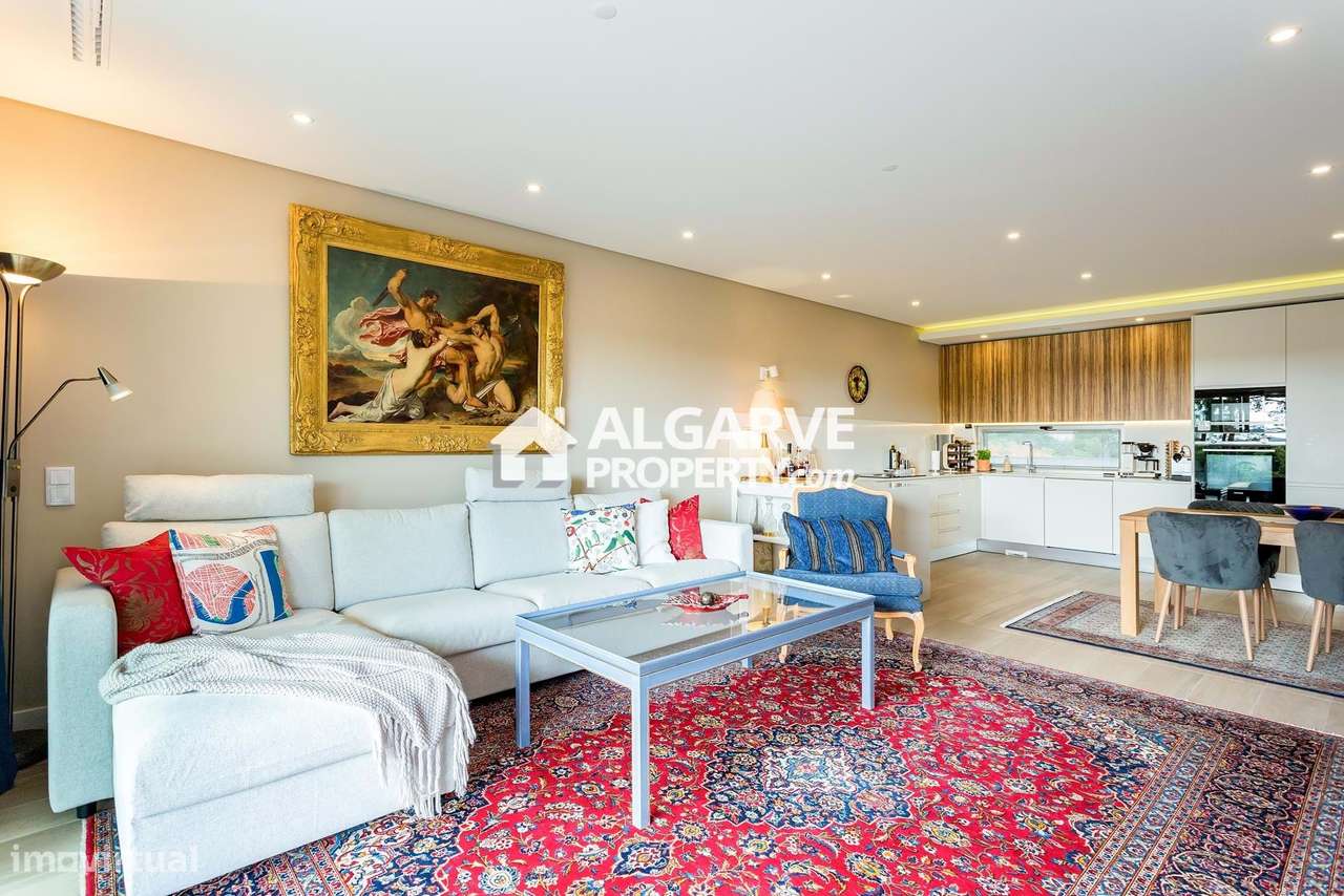 Excelente T2 Moderno com amplo terraço perto da Praia — Quarteira, Alg-12