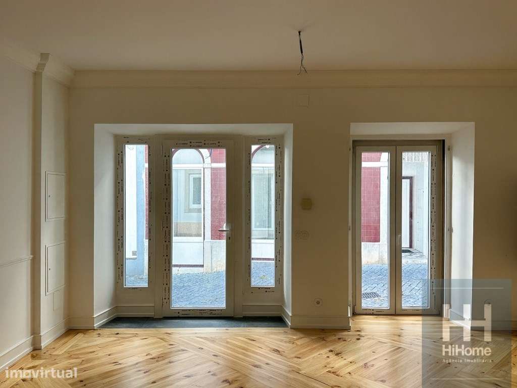 Apartamento T2 no Centro Histórico de Palmela - Grande imagem: 3/21