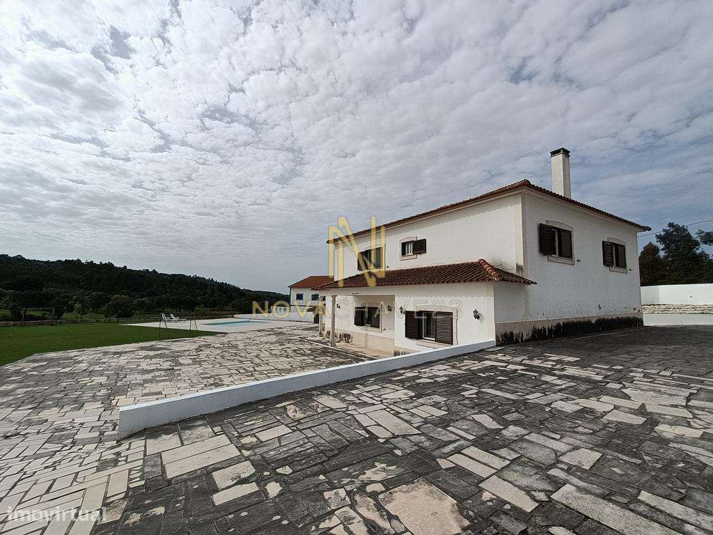 Moradia T6 - Alcanede, Santarém com licença para ALOJAMENTO LOCAL-34