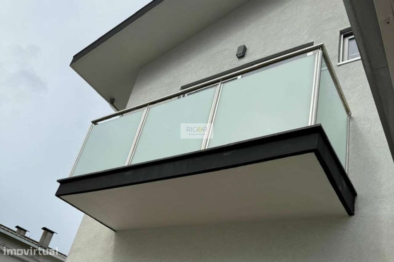 Moradia Geminada T4 Venda em Cidade da Maia,Maia-25