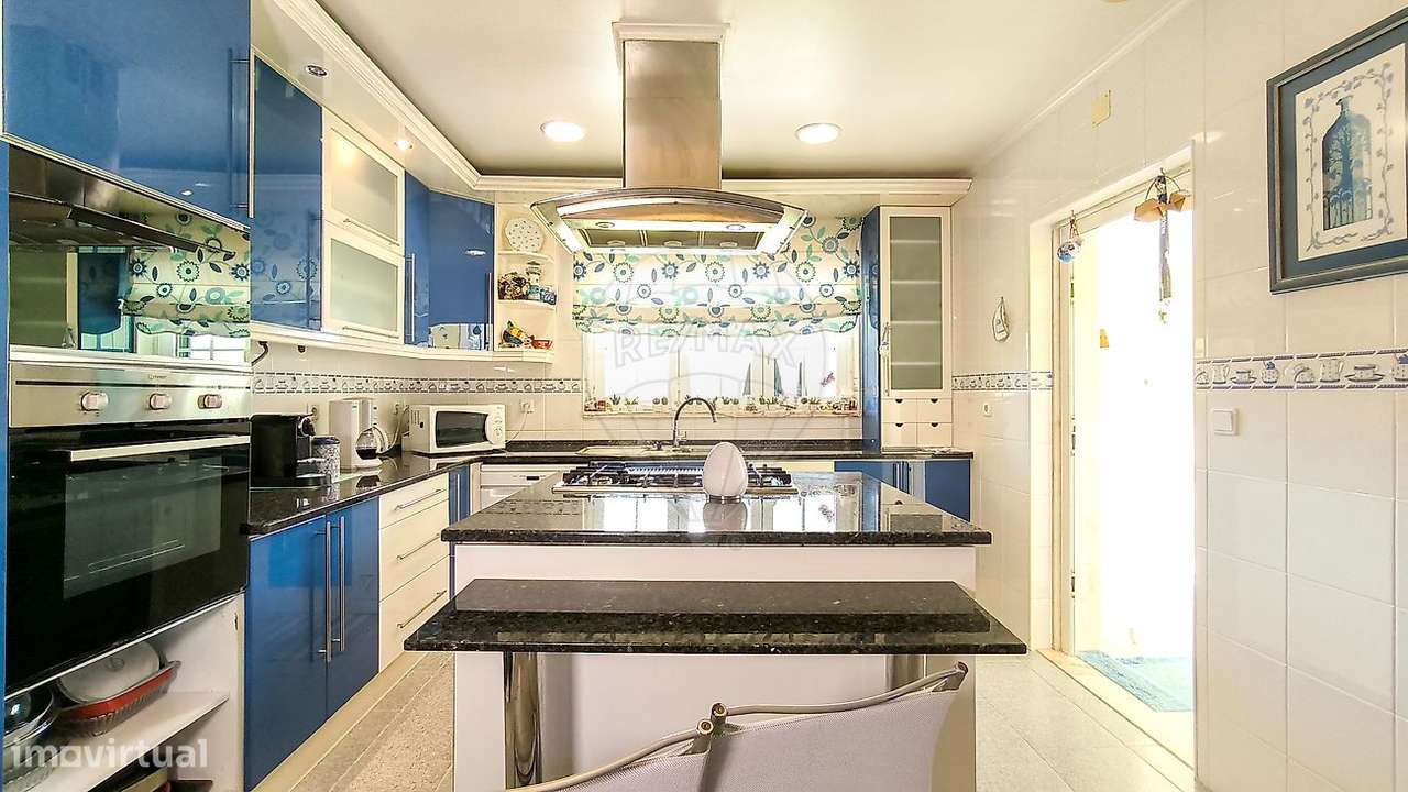 Moradia T5 para venda-17