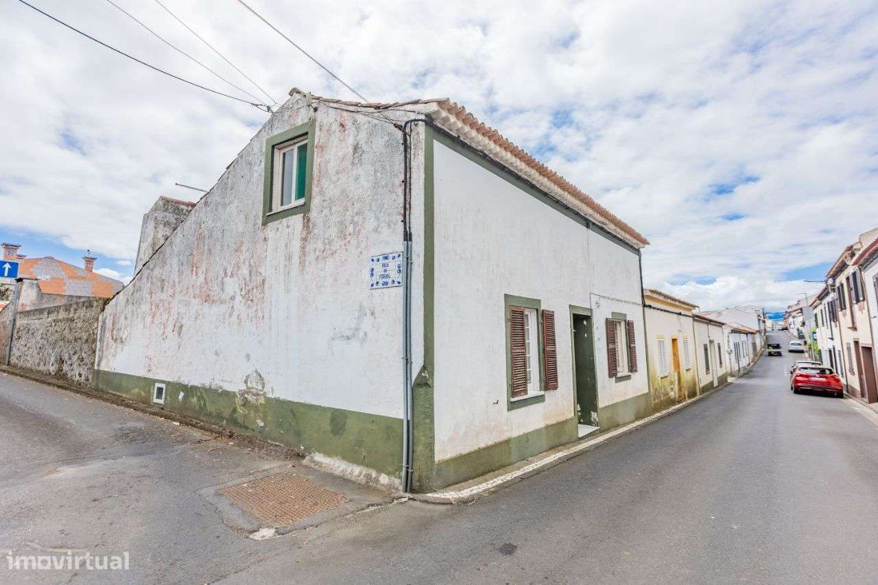 Moradia no Pico da Pedra - Grande imagem: 1/6