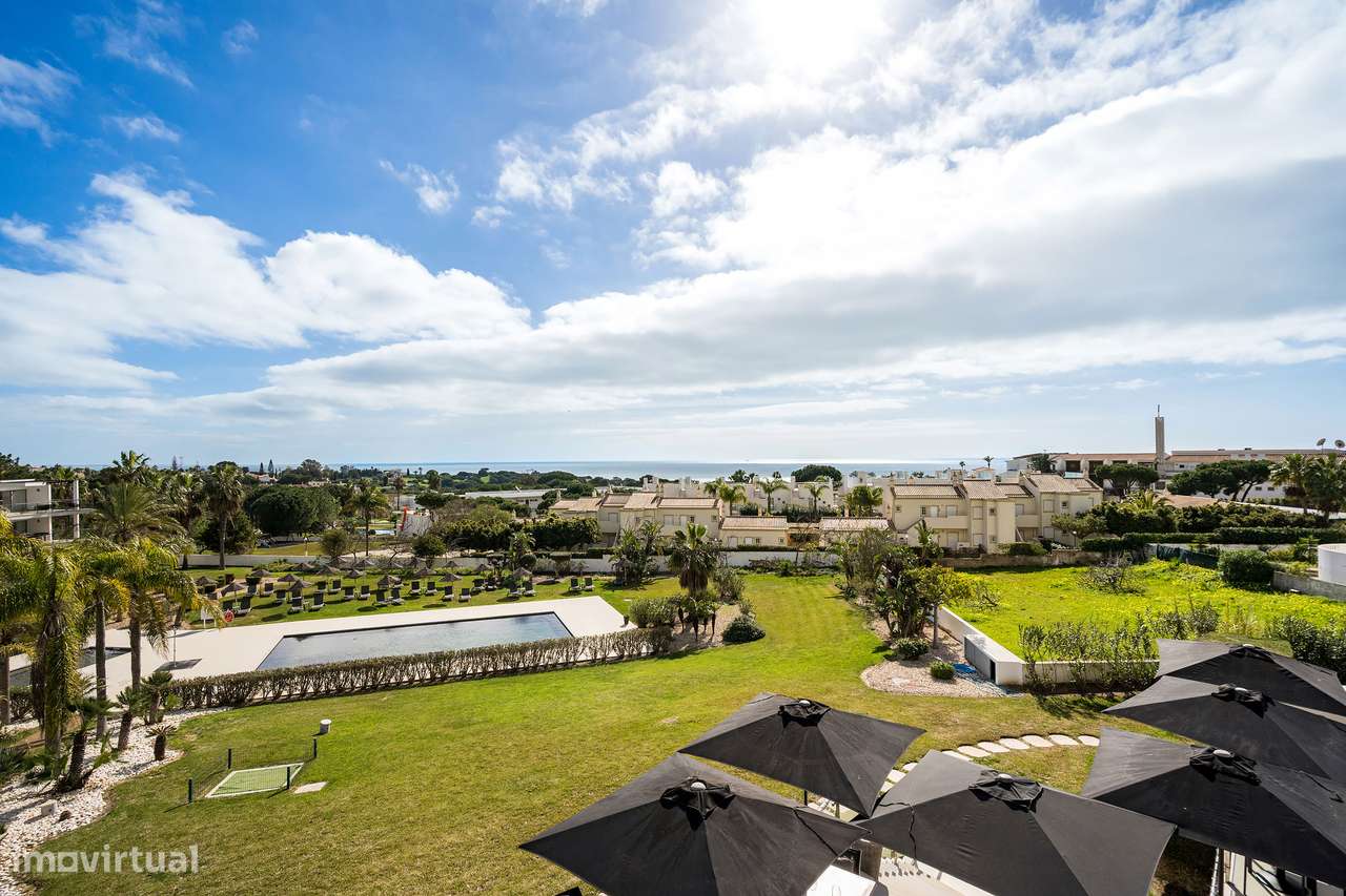 Apartamento T1 com vista mar a 600m da praia-14