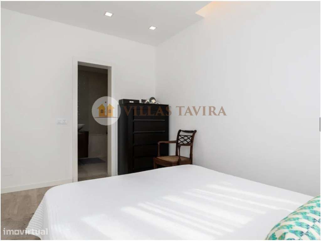 Moradia T3 de Luxo com Piscina, Vista Mar e Acabamentos Premium-29