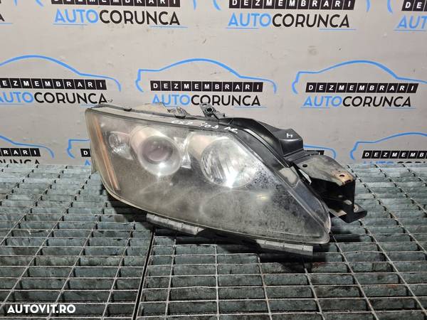 Far Dreapta Mazda CX - 7 2006 - 2012 SUV 4 Usi (709) Xenon - 1