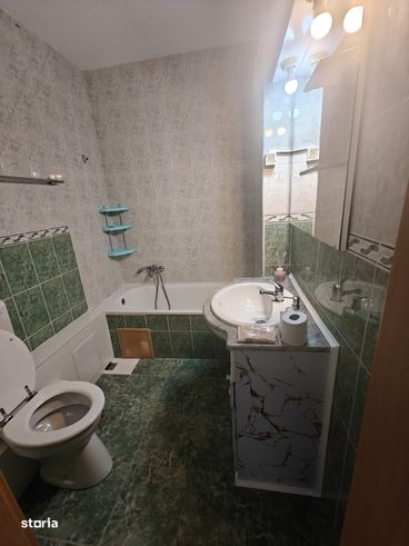 Apartament 3 camere, 5 minute de Palas! Podu Ros, Etaj 3!-2