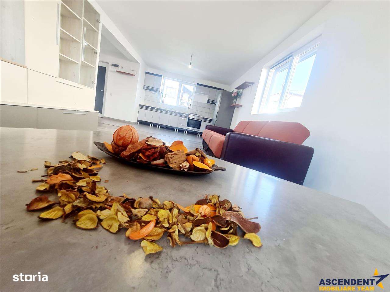 3D! Casa recent finalizata, curte proprie, Tarlungeni, Izvor, Brasov - Imagine principală: 5/20