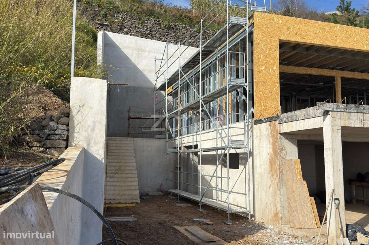 Moradia T3 +1 com piscina vista Panorâmica Mar e Montanha - Grande imagem: 2/24