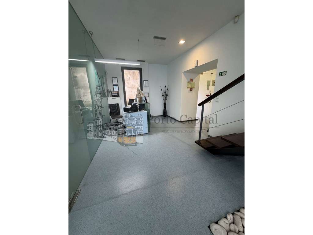 Gabinete de Estética em Clínica Médica Com Despesas Incluídas - Grande imagem: 2/20