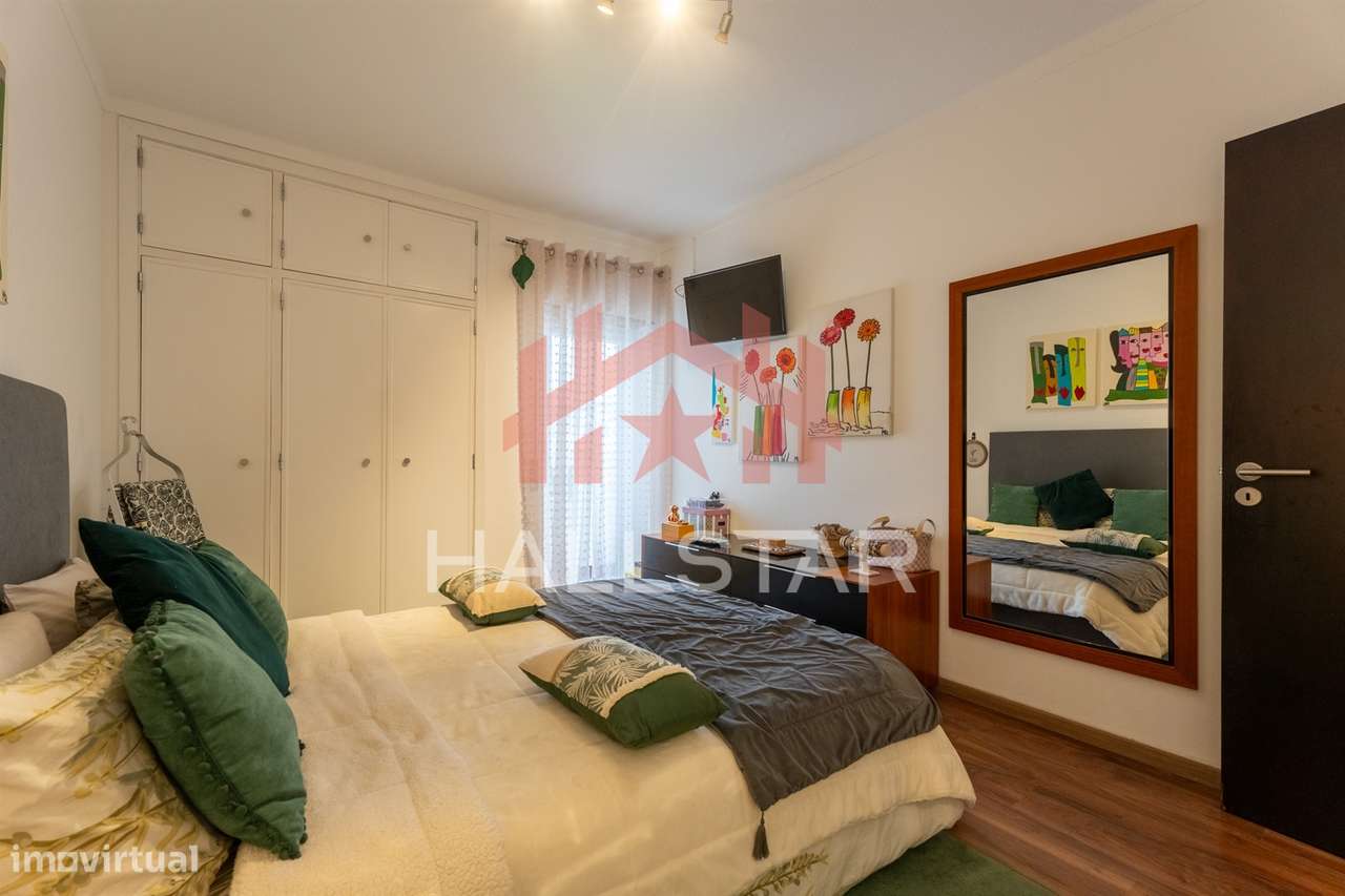 Apartamento T3 / Cozinha Equipada e Terraço / Nazaré-14