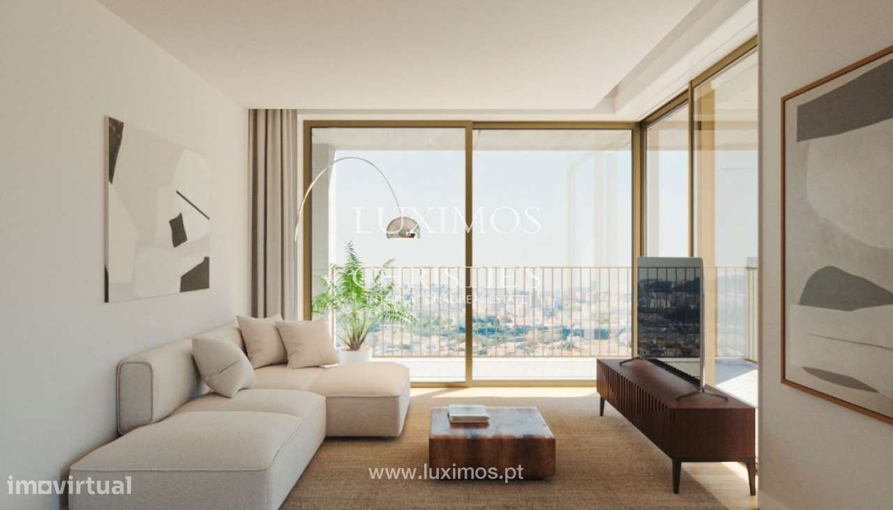 Fernão Magalhães 127: Apartamento T1, à venda, no centro do Porto - Grande imagem: 2/15