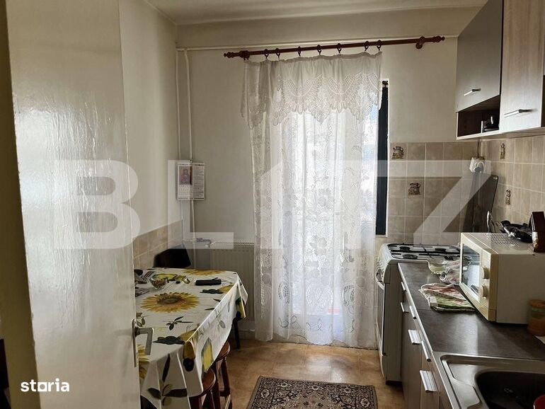 Apartament 3 camere, decomandat, 70 mp, Bulevardul Bucuresti