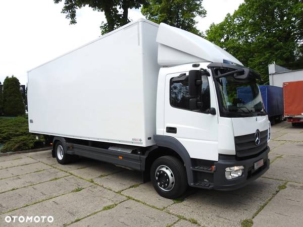 Mercedes-Benz ATEGO 12.24 KONTENER 16 PALET WINDA KLIMATYZACJA TEMPOMAT PNEUMATYKA AUTOMAT BLIŹNIACZE KOŁA 240KM [ 874924 ] - 4